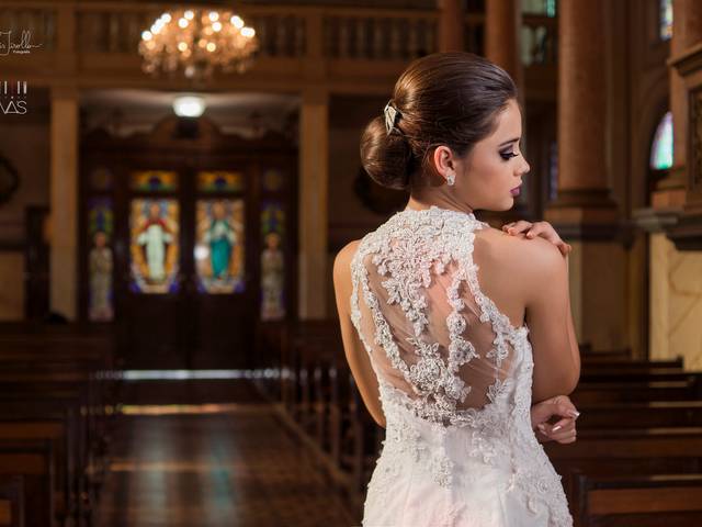 Editoriais de Editorial Noivas - Modelo Nycoli Botti