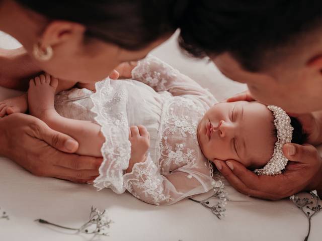 Newborn de Newborn Lívia