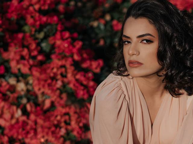 15 anos  de Julia Benites