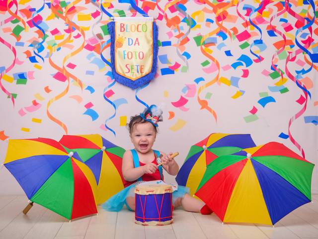 Acompanhamento Mensal de Acompanhamento mensal de bebês - Sessão Carnaval