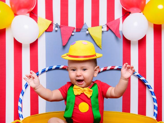 Acompanhamento Mensal de Acompanhamento mensal de bebês - Sessão Circo