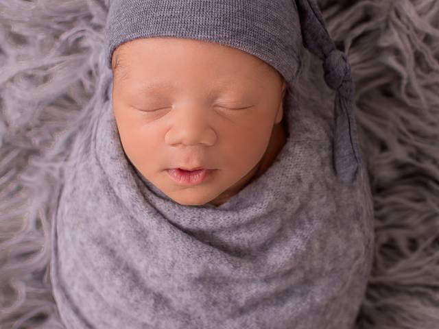 Ensaio Newborn de Primeiros dias - Noah 