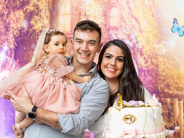 É Dia de Festa! de 1 ano - Laura