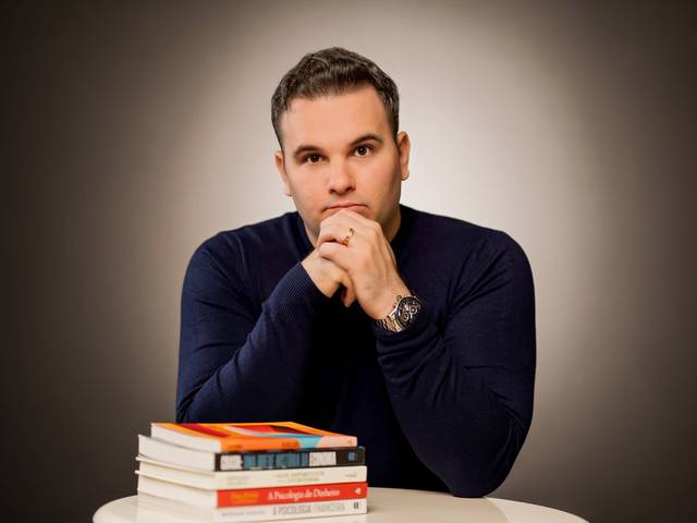 Perfil Profissional de Victor Cabral