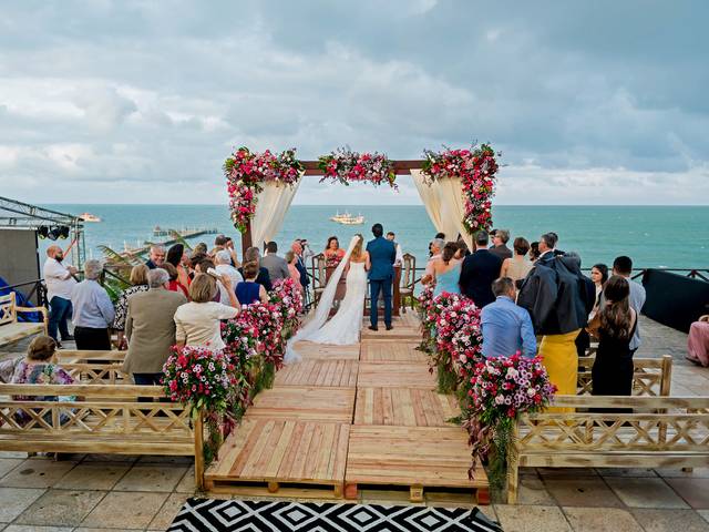 Casamentos de Miranir e Moura Jr. por Yanne Barreto