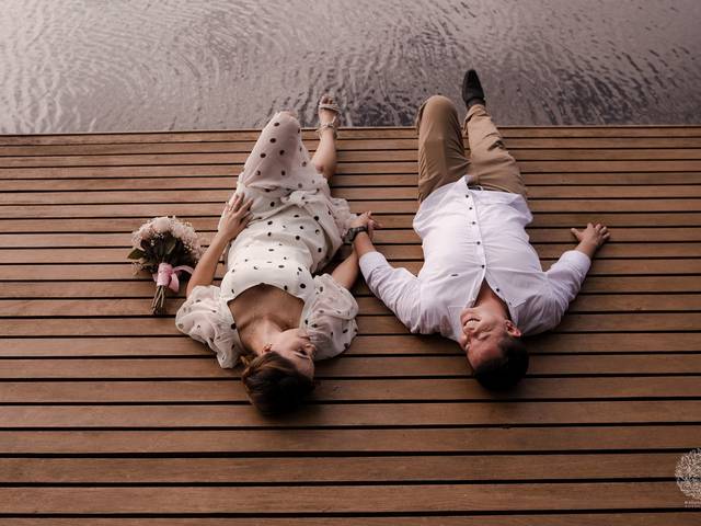 Casal de Pós Wedding Civil