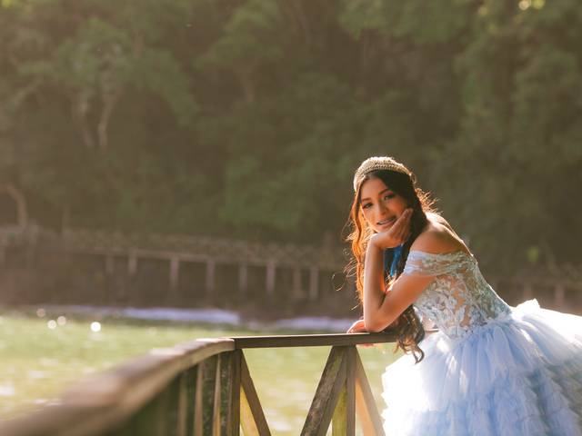 15 ANOS de Ensaio de 15 anos na praia de Balneário Camboriú
