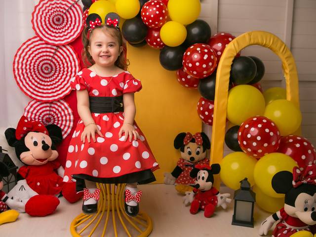 ENSAIO INFANTIL de Ensaio Infantil Temático da Minnie em Estúdio | Balneário Camboriú