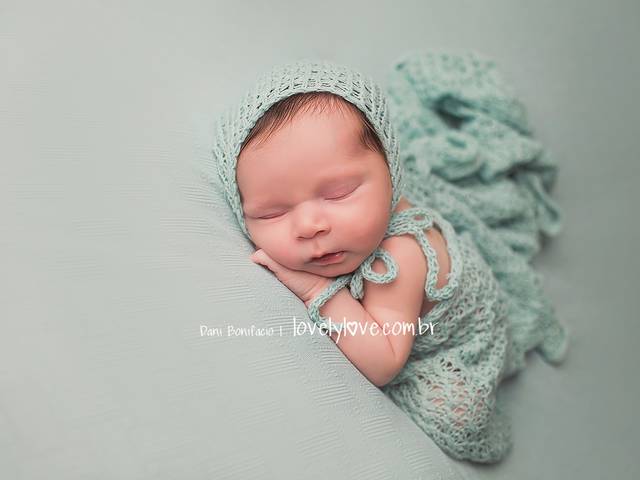 NEWBORN (recém nascido) de Newborn Salomão