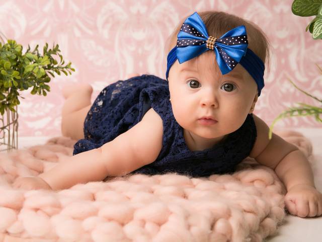 ENSAIO BEBÊS (acompanhamento) de Acompanhamento de bebê - ensaio infantil