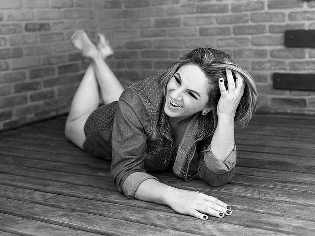 Ensaio Sensual de Elaine