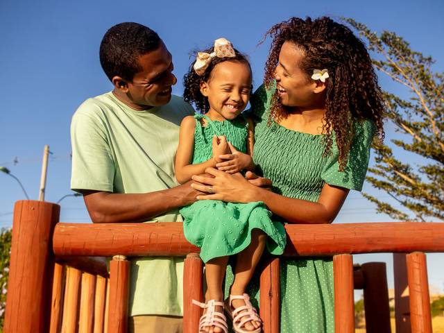 Família de Ensaio Afetivo de Família | Ensaio Fotográfico em São Mateus | Abraço na Alma - Saffira