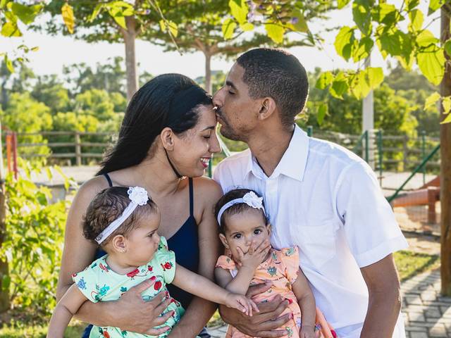 Acompanhamento de Bebê de Acompanhamento de Bebê - 9 meses | Ensaio Fotográfico Afetivo em São Mateus | Nivia e Maria