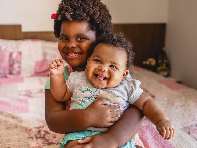 Acompanhamento de Bebê de Acompanhamento de Bebê - 4 meses | Ensaio Fotográfico Afetivo em São Mateus - ES | Livia