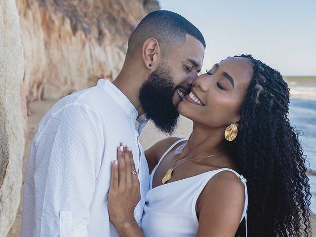 Casal de Ensaio Afetivo Pré-Wedding | Ensaio Fotográfico em praia de Costa Dourada - BA | Keke e Celim
