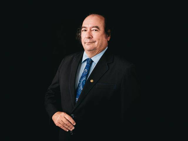 Advogados de DR. ROBERTO JOSÉ DE PAIVA