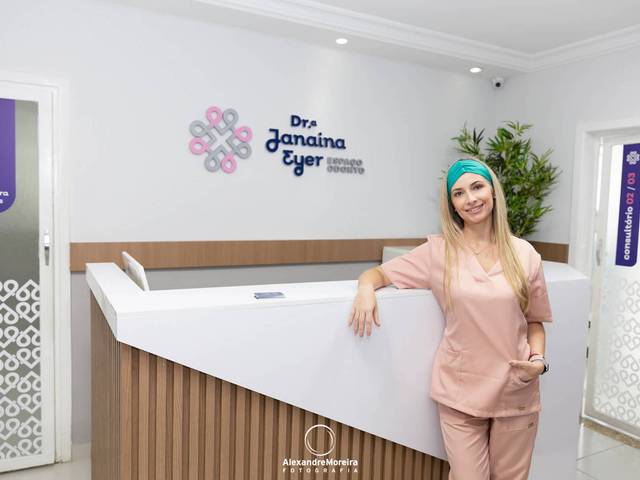 Foto Corporativa de Janaina Eyer - Fotos Divulgação