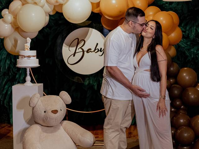 Infantil de Chá Revelação Livia