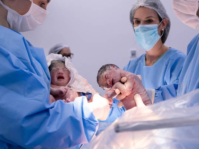 Fotografia de Parto de A Chegada da Julie e da Sophie