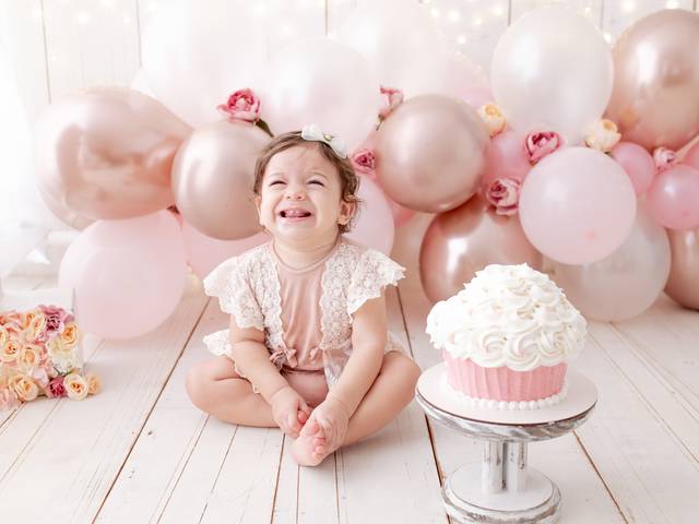 Ensaio de Aniversário de Aurora - Smash The Cake