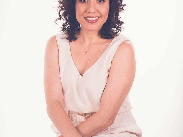 Perfil Profissional de Perfil Profissional Izabel M.