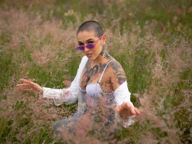 Ensaio feminino de VICTÓRIA