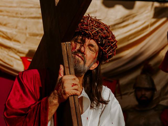 ENCENAÇÃO de ENCENAÇÃO DA PAIXÃO DE CRISTO - MORRO DA CRUZ 