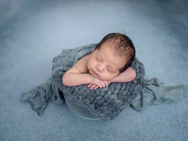 NEWBORN de NEWBORN VICENTE