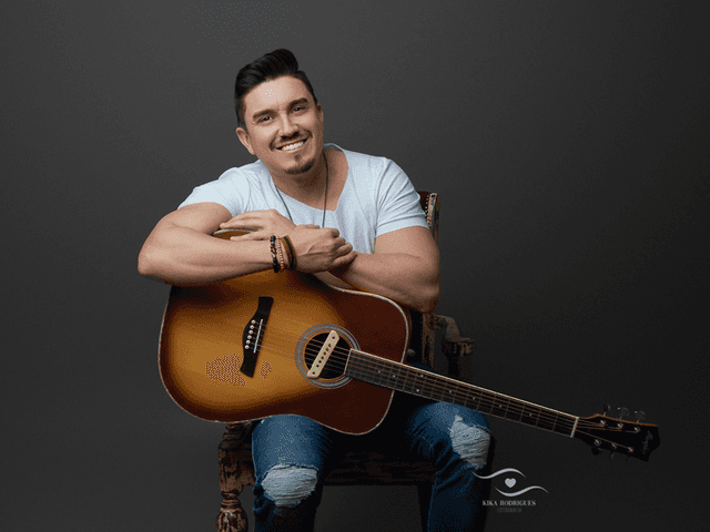 CORPORATIVO de Ensaio Corporativo Gabriel Vieira