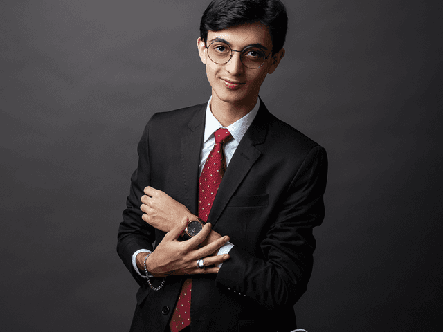 CORPORATIVO de Ensaio Corporativo - Ramon Viana 