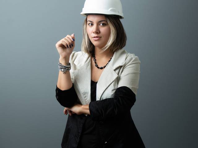 CORPORATIVO de Ensaio Corporativo Valquiria Briz