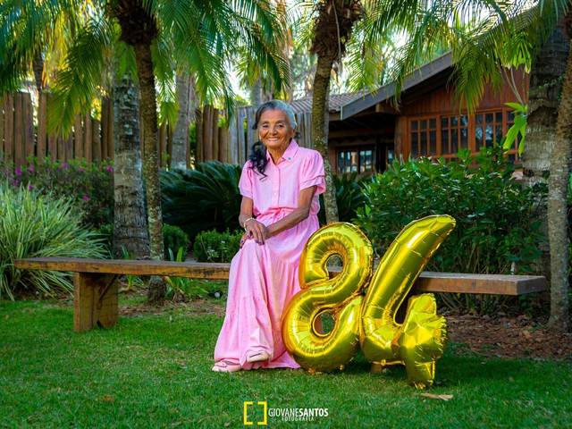 Ensaio Feminino de Maria fez 84 Anos - Ensaio Externo