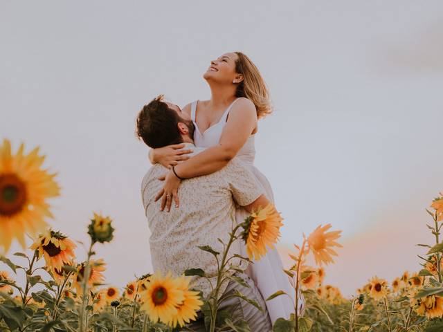 Pré-wedding  de Giovana & Ricardo - Holambra - SP