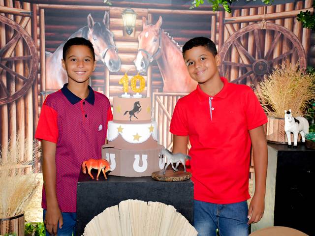 Aniversários de 10 anos João Paulo e João Pedro