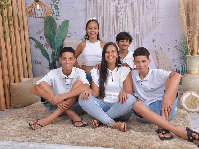 Dia das Mães  de Murilo, Talisson, Evelyn e Leonardo