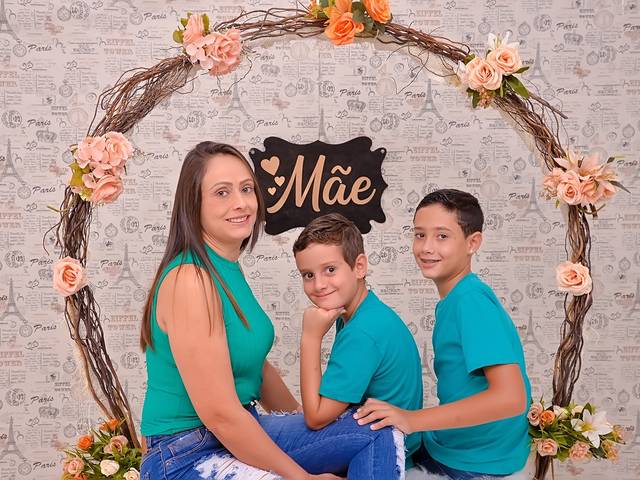 Dia das Mães  de Telma e seus filhos Pedro e Miguel 