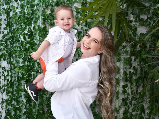 Dia das Mães  de Vitor Hugo