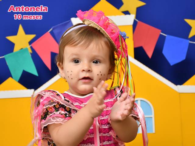 Acompanhamentos de Antonela