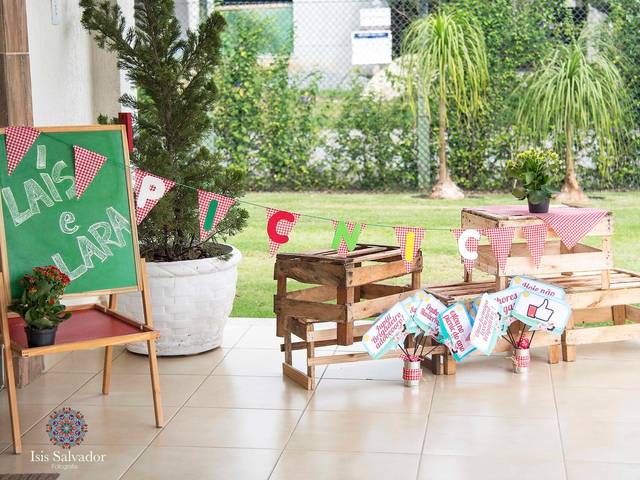 Festa Infantil de Lara 4 e Laís 2