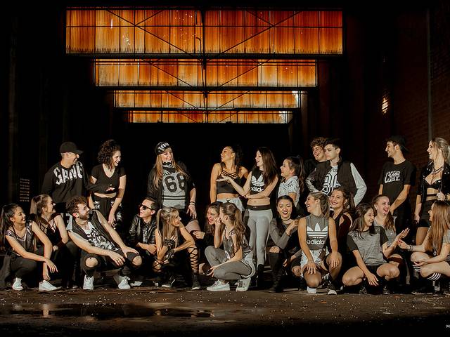 Individual de uMa Família Grupo de Dança