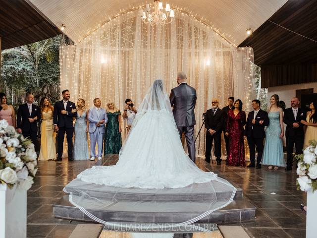 Casamento de Isis e Mohamed: Casamento Encantador ao Ar Livre na Serra da Cantareira, Domingo de Celebração