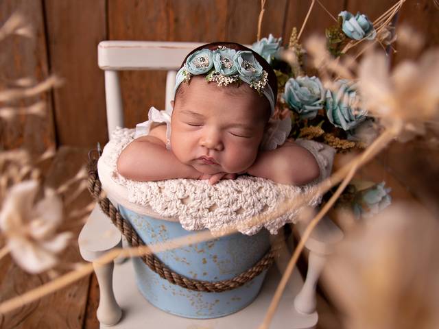 Newborn de Ensaio Newborn Lavínia