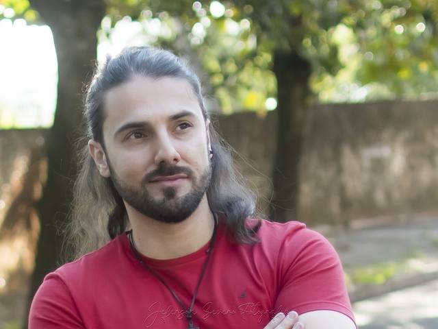 PERFIL PROFISSIONAL de ANTÔNIO HENRIQUE - PROFESSOR IDIOMAS