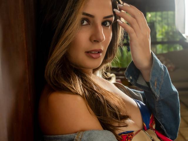 ENSAIO FOGRÁFICO CASUAL de THIANE ALMEIDA