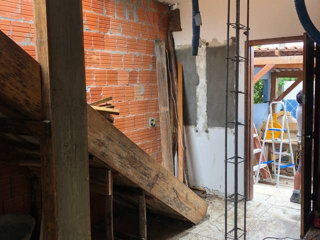 Obras de REFORMA E AMPLIAÇÃO RESIDENCIAL 