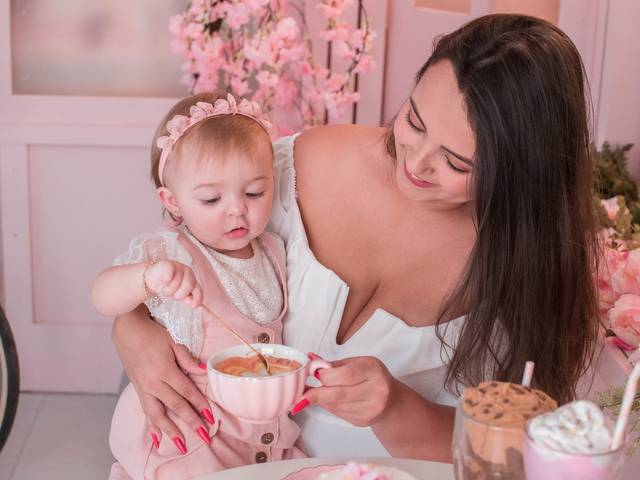 ACOMPANHAMENTO DO BEBÊ de Ensaio dia das Mães 2023