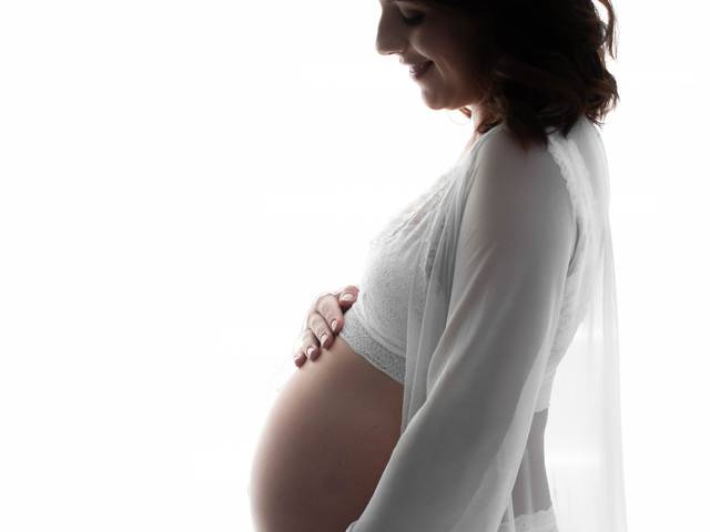 GESTANTE de Ensaio Gestante em estúdio