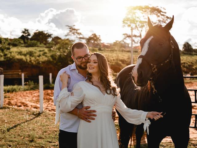 ENSAIO Pré Casamento de Ensaio Pré-Wedding em Haras - FERNANDA e JONAS