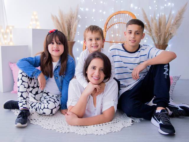 Dia das Mães 2022 de Damiele; Diogo, Mariana e Murilo