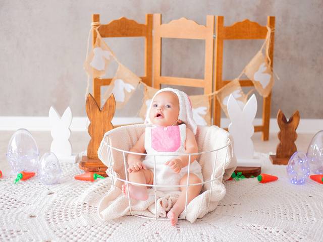 Páscoa 2023 de Cecília - 4 meses
